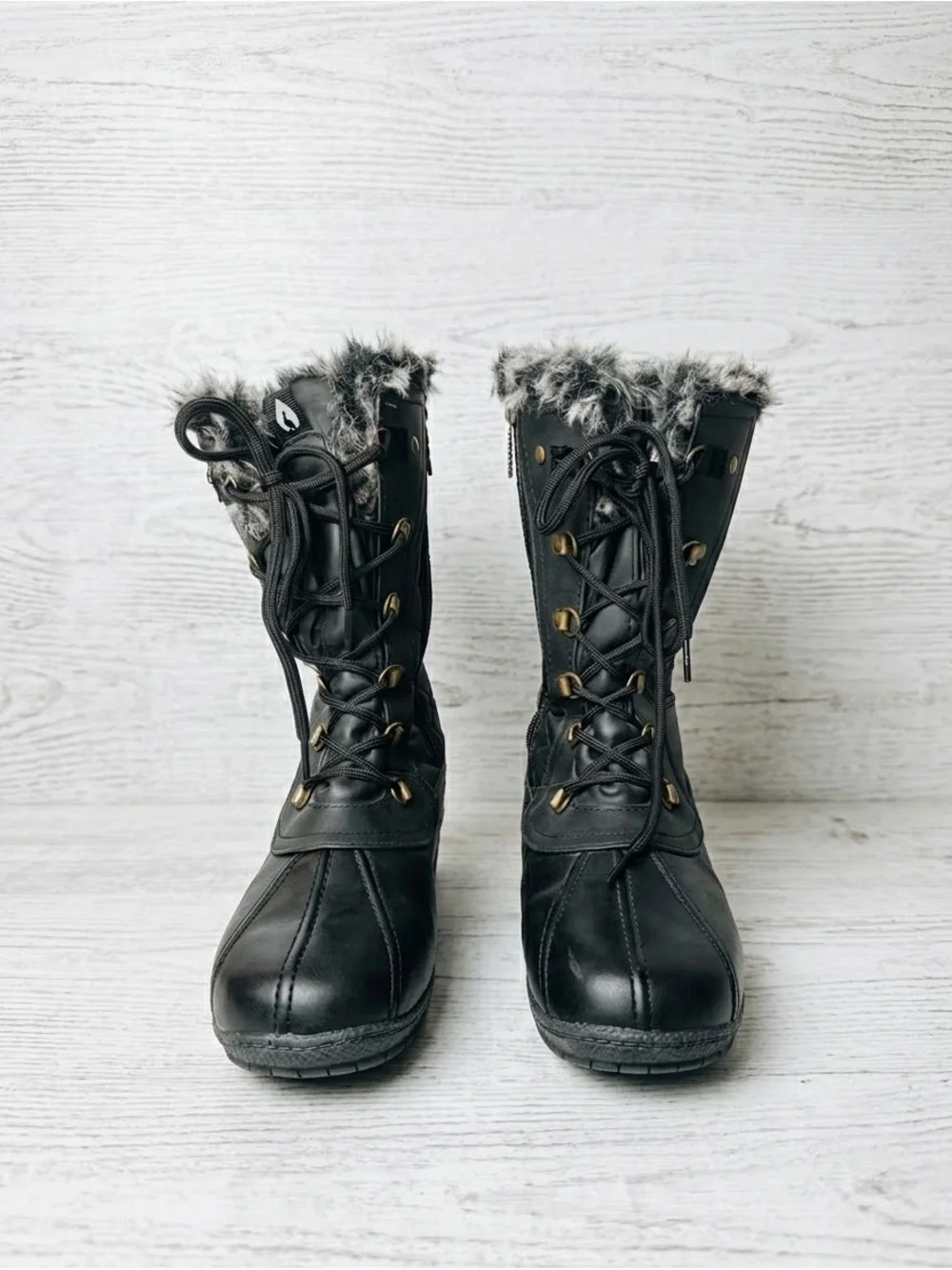 Sporto Women's Black Winter Duck Boots Size 8.5 Faux Fur Trim Laced